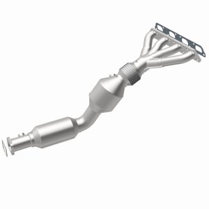 Mini Cooper Catalytic Converter - Magnaflow - California Grade CARB Compliant Direct-Fit - `07-`08